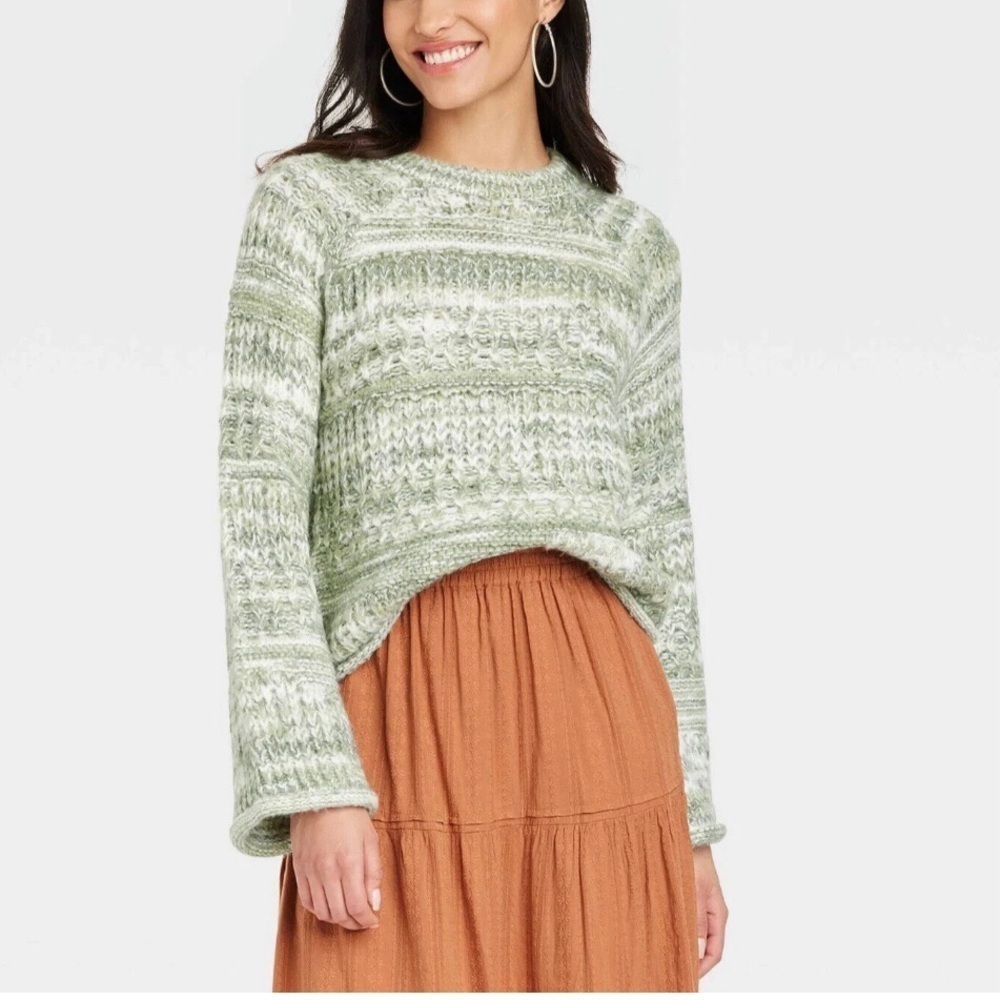 Universal Thread Women's oversized Green Crewneck Pullover Knit Sweater Size M